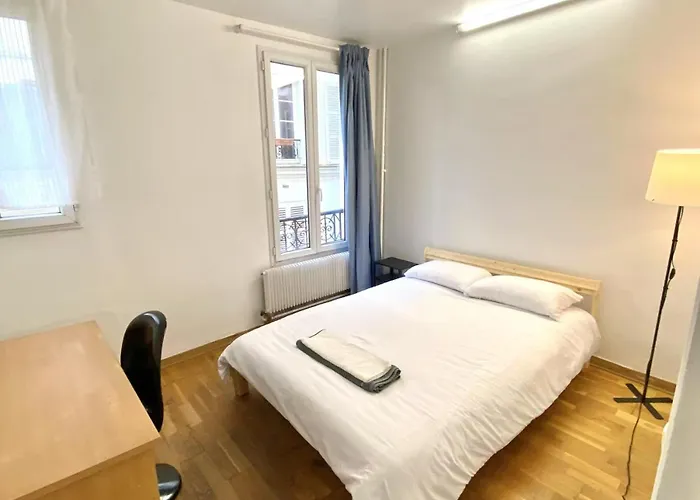 Confortable Dans Le Centre De アパート パリ