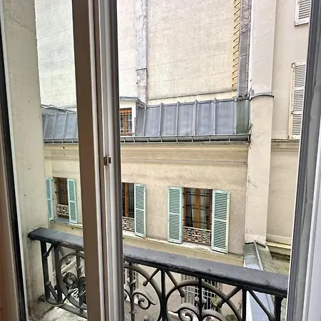 Appartamento Confortable Dans Le Centre De Parigi